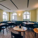 Bed & Breakfast Zoo Caffe & Ristorante *
