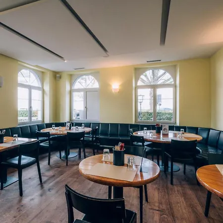 Nocleg ze śniadaniem Zoo Caffe & Ristorante *