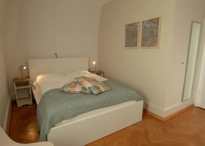 Zoo Caffe & Ristorante *