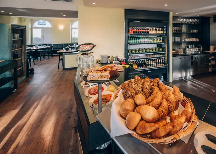 Zoo Caffe & Ristorante